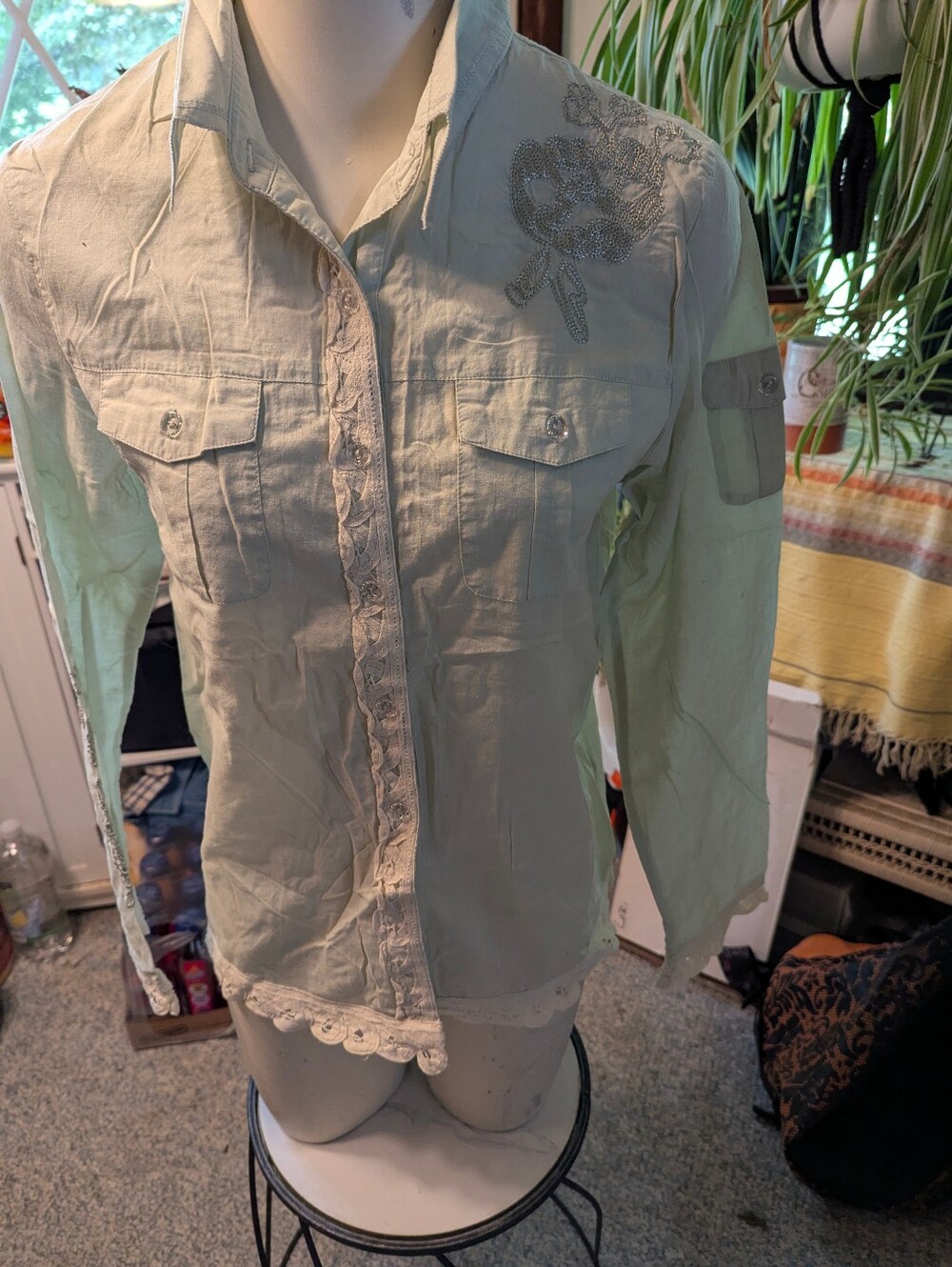 Exc Graffwear Grn 100% Ctn LSlacy Embroidered Btn Down Blouse Sz Sm